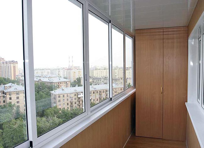 Остекление окон лоджий и балконов в Ивантеевка Ивантеевка