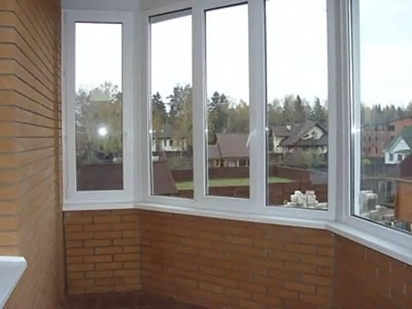 Остекления балкона в частном доме, коттедже и даче Ивантеевка