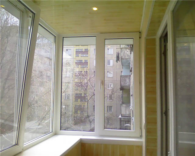 Остекление балкона в панельном доме по цене от производителя Ивантеевка