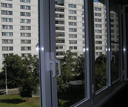установка пластиковых окон на балконе Ивантеевка